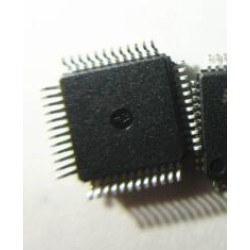 5X RTD2120L LF QFP48 Microcontroller
